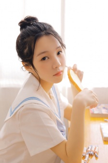 五个黑人玩一个女5P视频